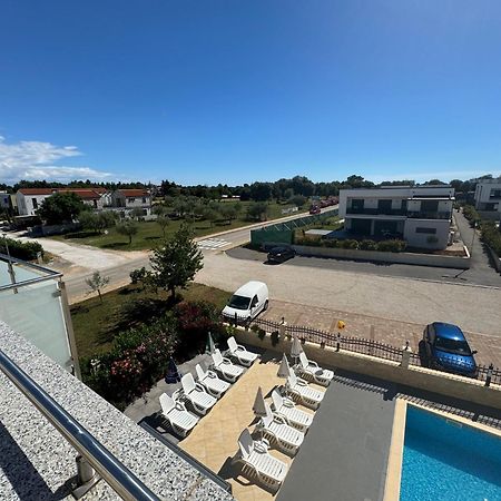 Funtana Appartements An Der 1 Reihe Vom Meer Bagian luar foto