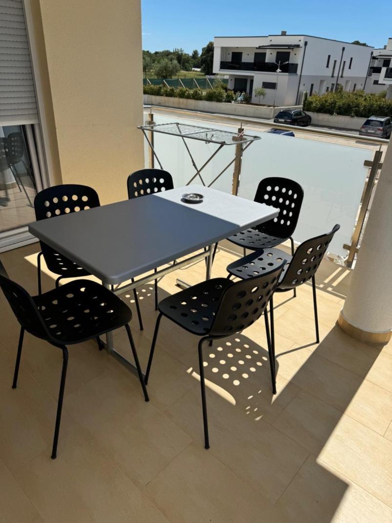 Funtana Appartements An Der 1 Reihe Vom Meer Bagian luar foto