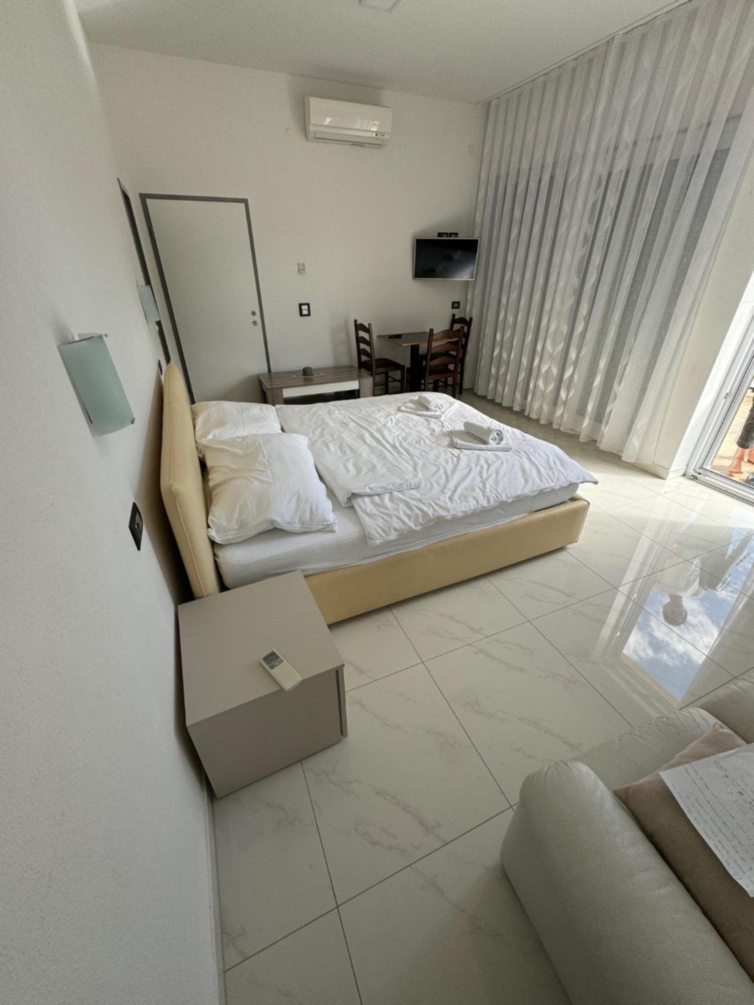 Funtana Appartements An Der 1 Reihe Vom Meer Bagian luar foto