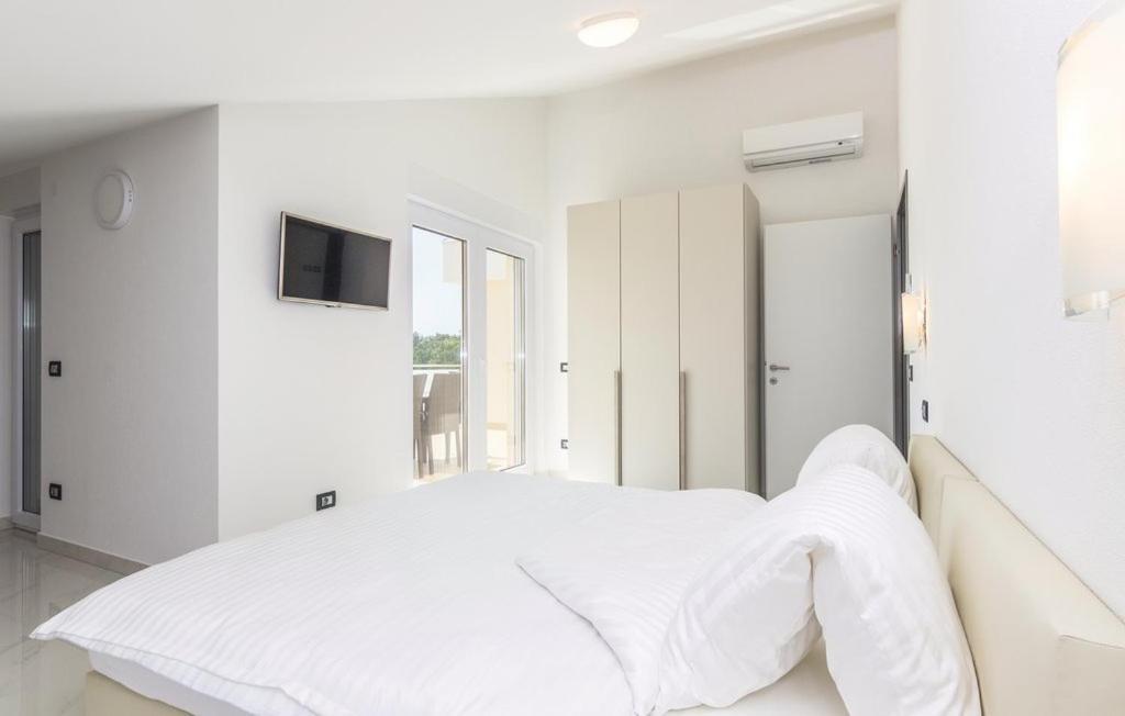 Funtana Appartements An Der 1 Reihe Vom Meer Bagian luar foto