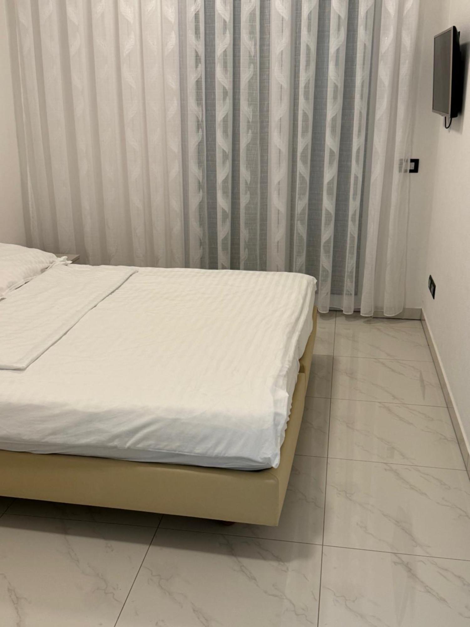 Funtana Appartements An Der 1 Reihe Vom Meer Bagian luar foto