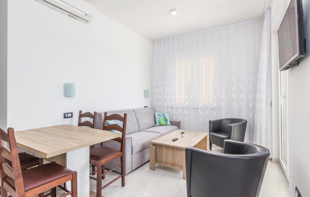 Funtana Appartements An Der 1 Reihe Vom Meer Bagian luar foto