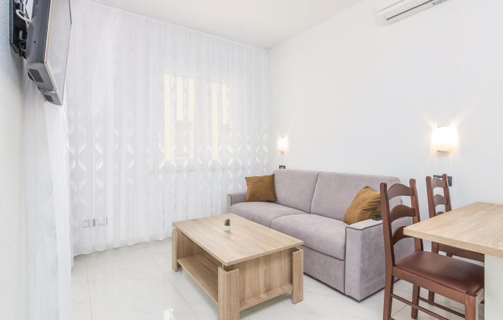 Funtana Appartements An Der 1 Reihe Vom Meer Bagian luar foto