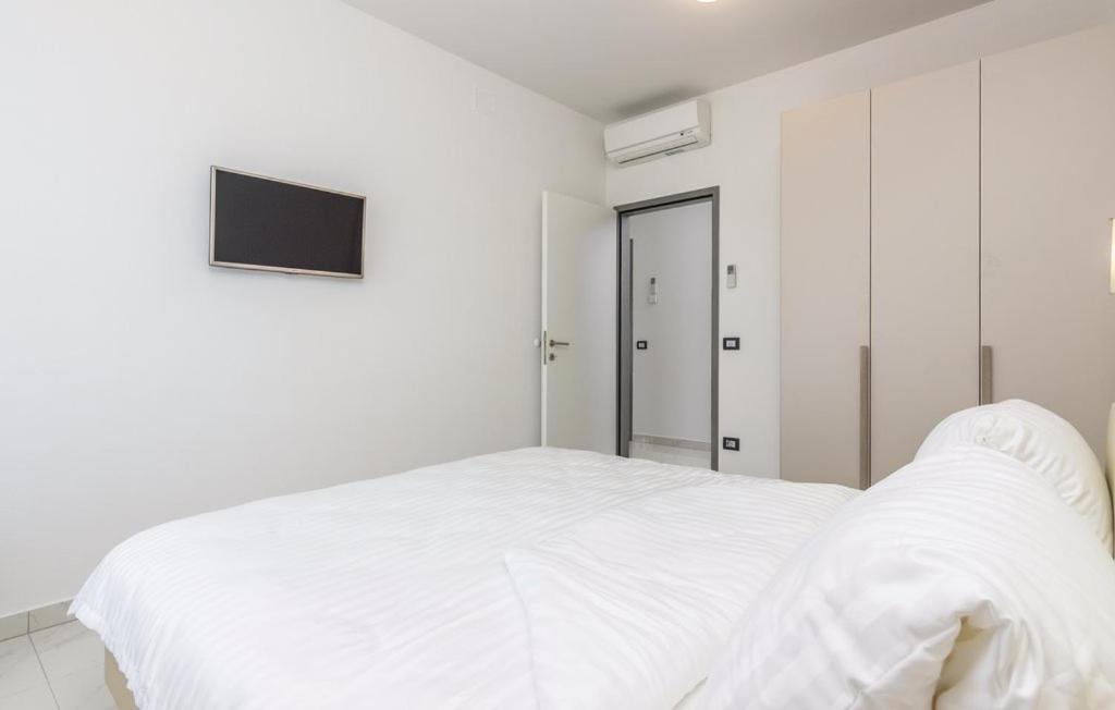 Funtana Appartements An Der 1 Reihe Vom Meer Bagian luar foto