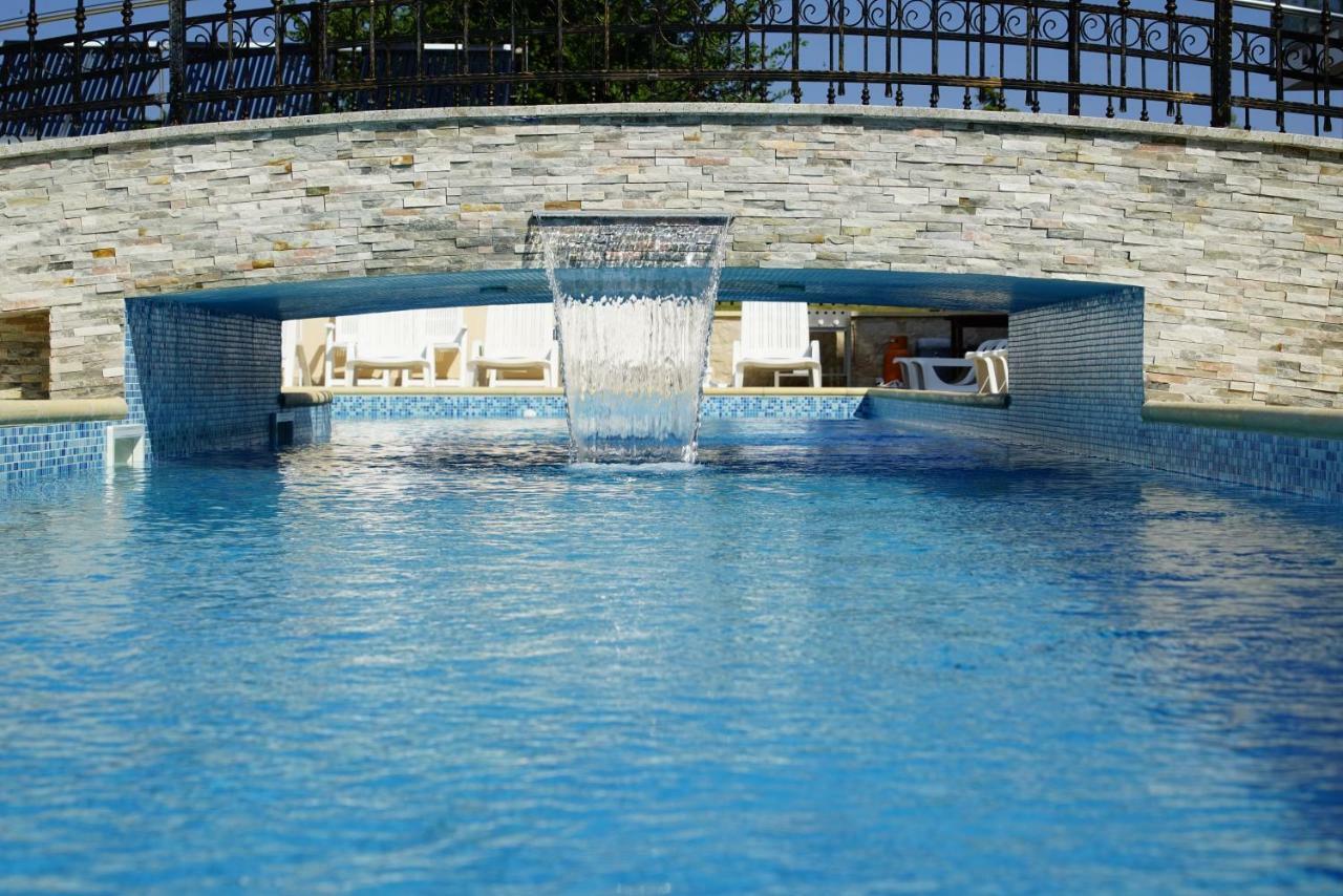 Funtana Appartements An Der 1 Reihe Vom Meer Bagian luar foto